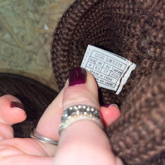 Ugg Australia knit uggs size 6 - Picture 4 of 4